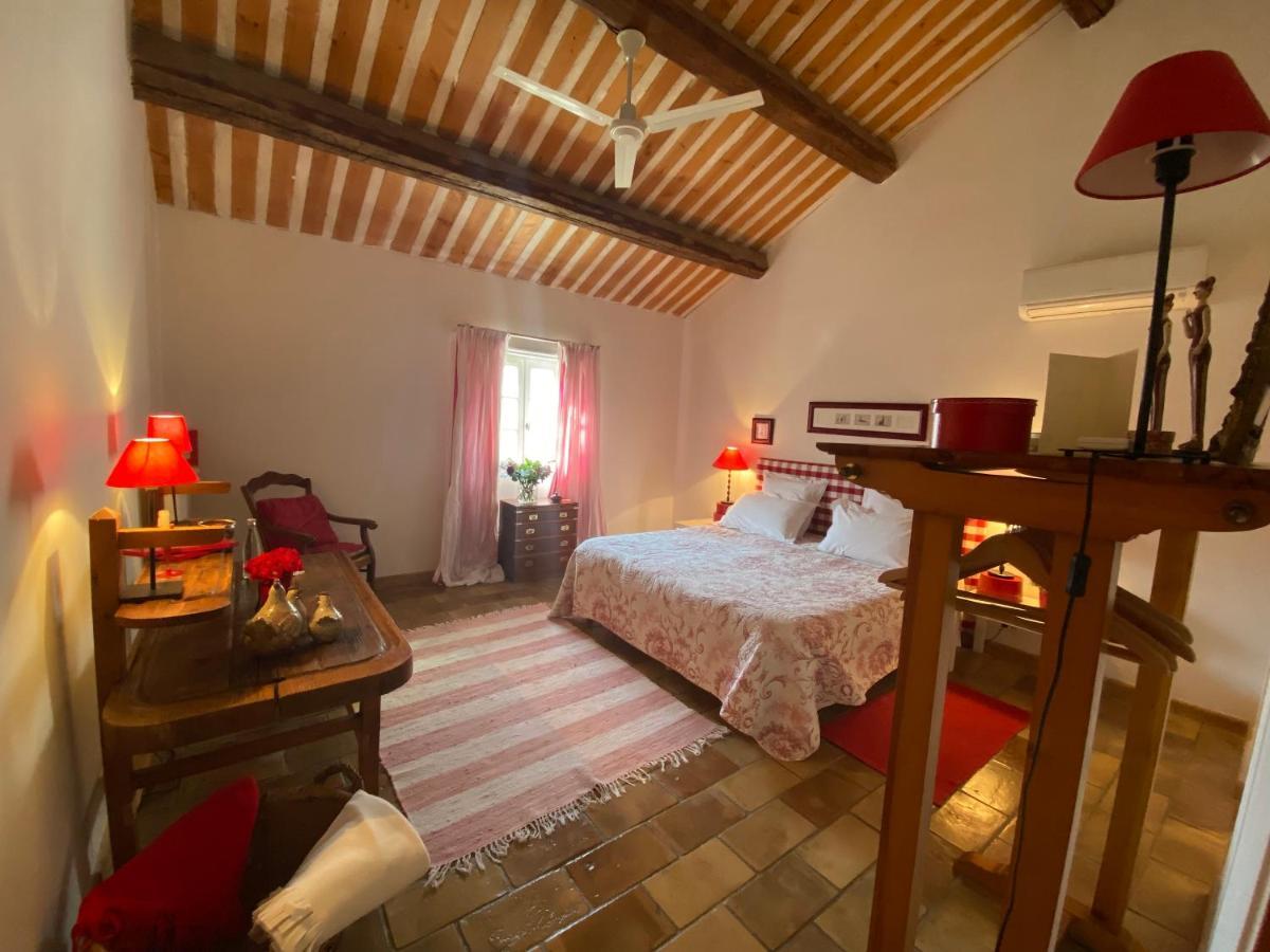 아비뇽 La Ferme De Gigognan B&B 외부 사진